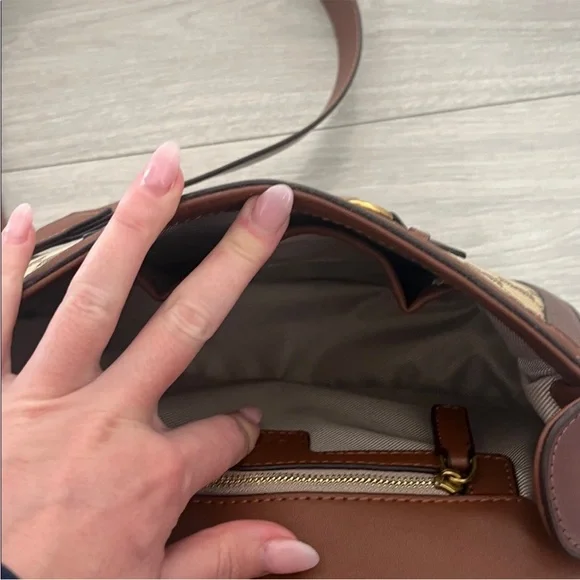 Tan and Brown Crossbody Bag - Picture 10 of 13